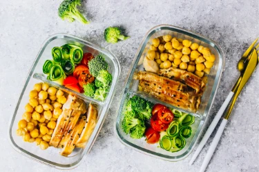 meal prepped chicken dishes